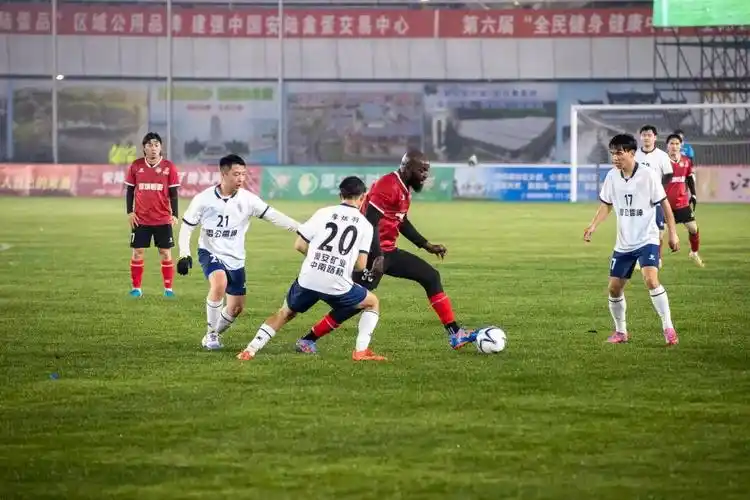 欧冠对决：皇家马德里 VS 尤文图斯